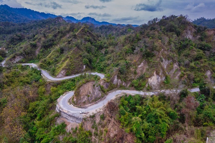 Mountain road toward West Kameng