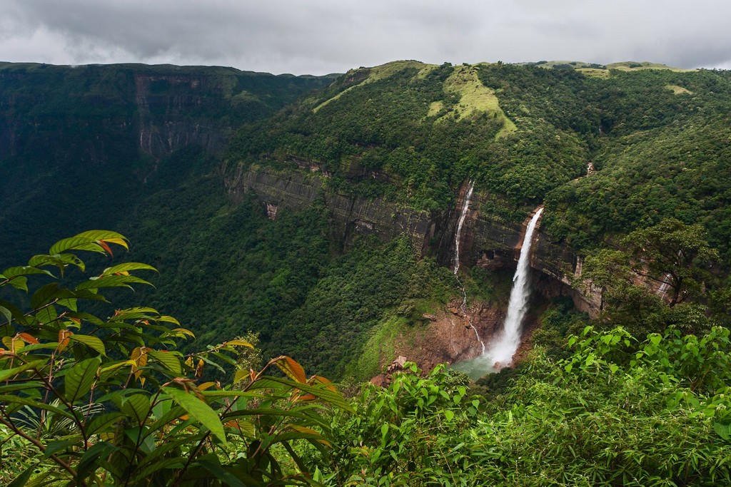 Sohra cliffs south of Shillong