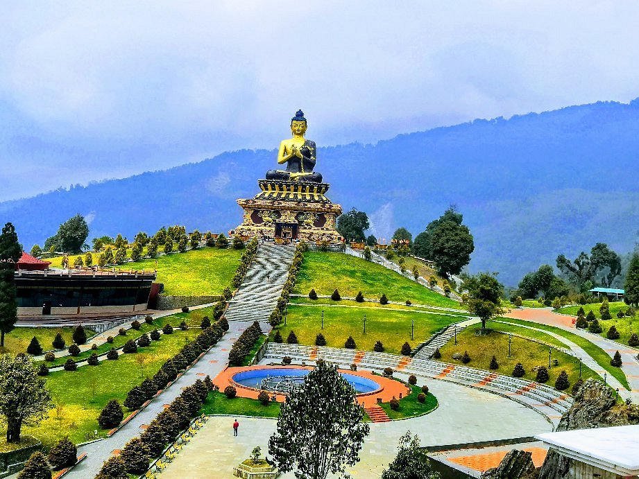 Ravangla on the way west